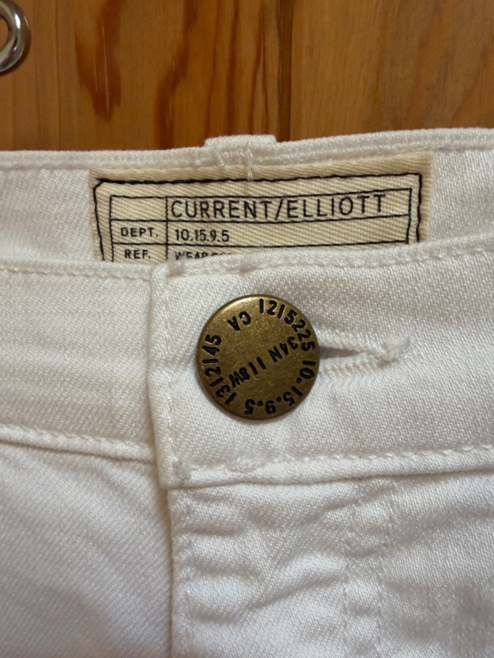 NWT! Current/Elliott White Skinny Jeans with Subtle Knee Slits - Picture 7 of 11